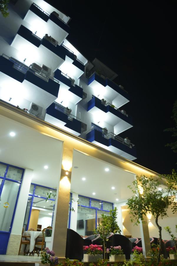Blue Balcony Hotel Golem  Zewnętrze zdjęcie